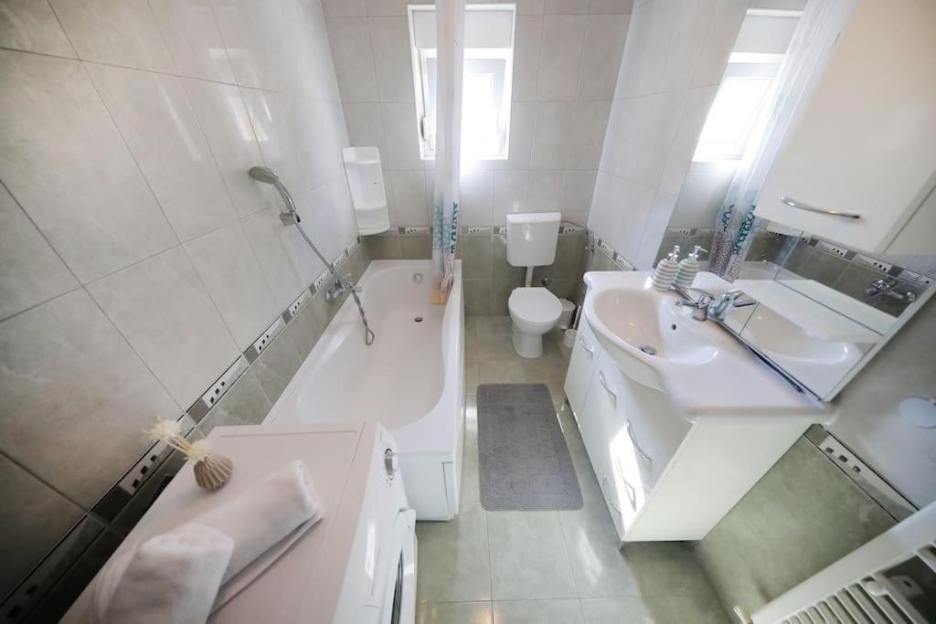 Luxury Apartment Petra With Private Pool ซาดาร์ ภายนอก รูปภาพ