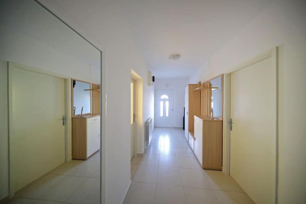 Luxury Apartment Petra With Private Pool ซาดาร์ ภายนอก รูปภาพ